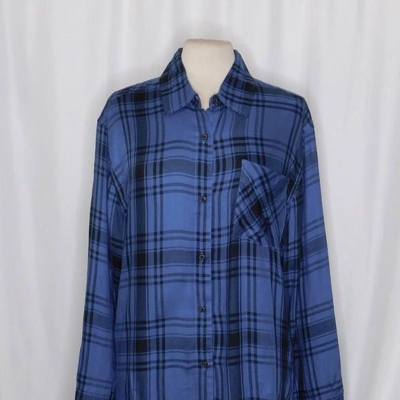 NWT!! WEWOREWHAT Boyfriend Shirt Plaid Navy Blue Collared Oversized Small Medium - Picture 4 of 15
